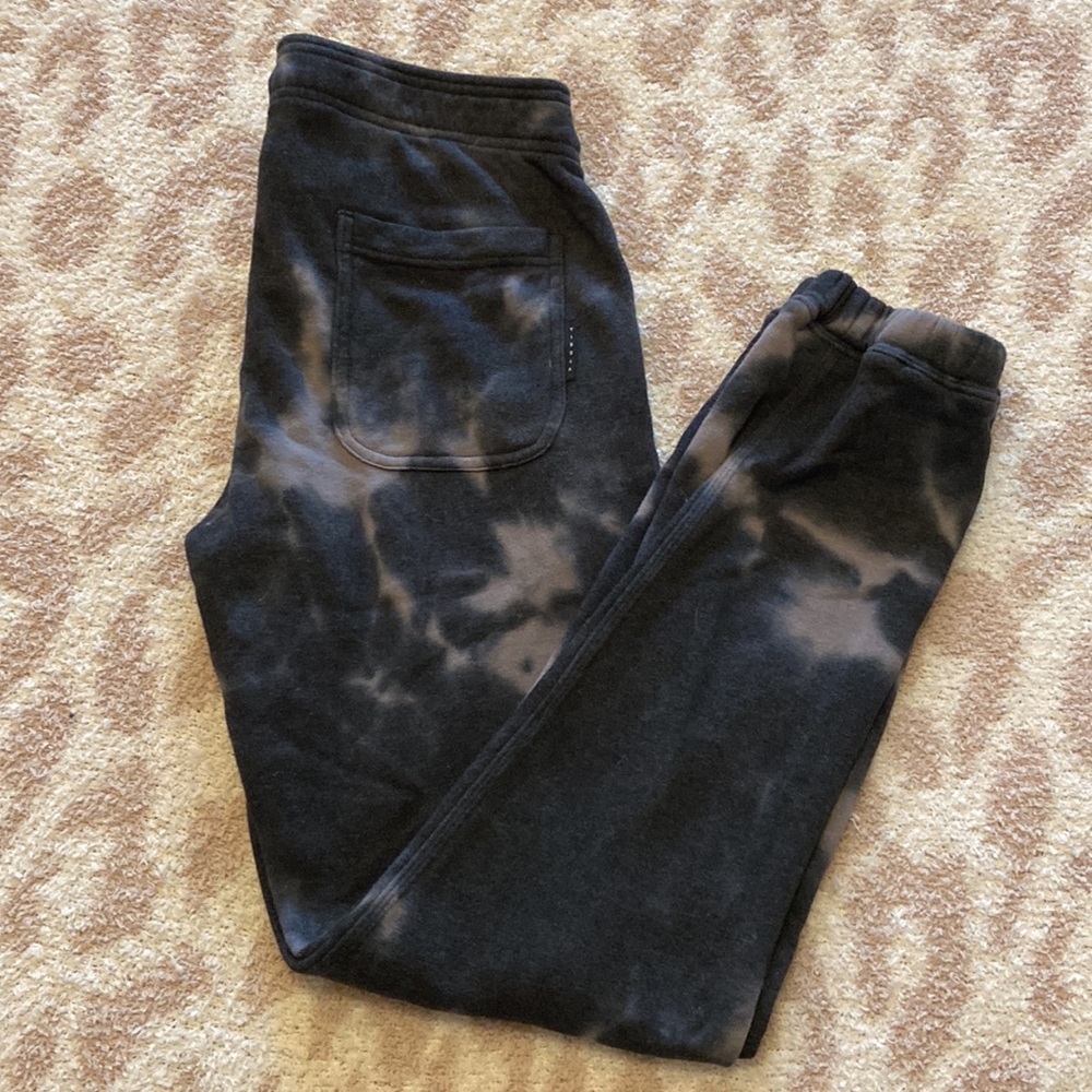 VISSLA Black and Gray Tie-Dye Sweatpants